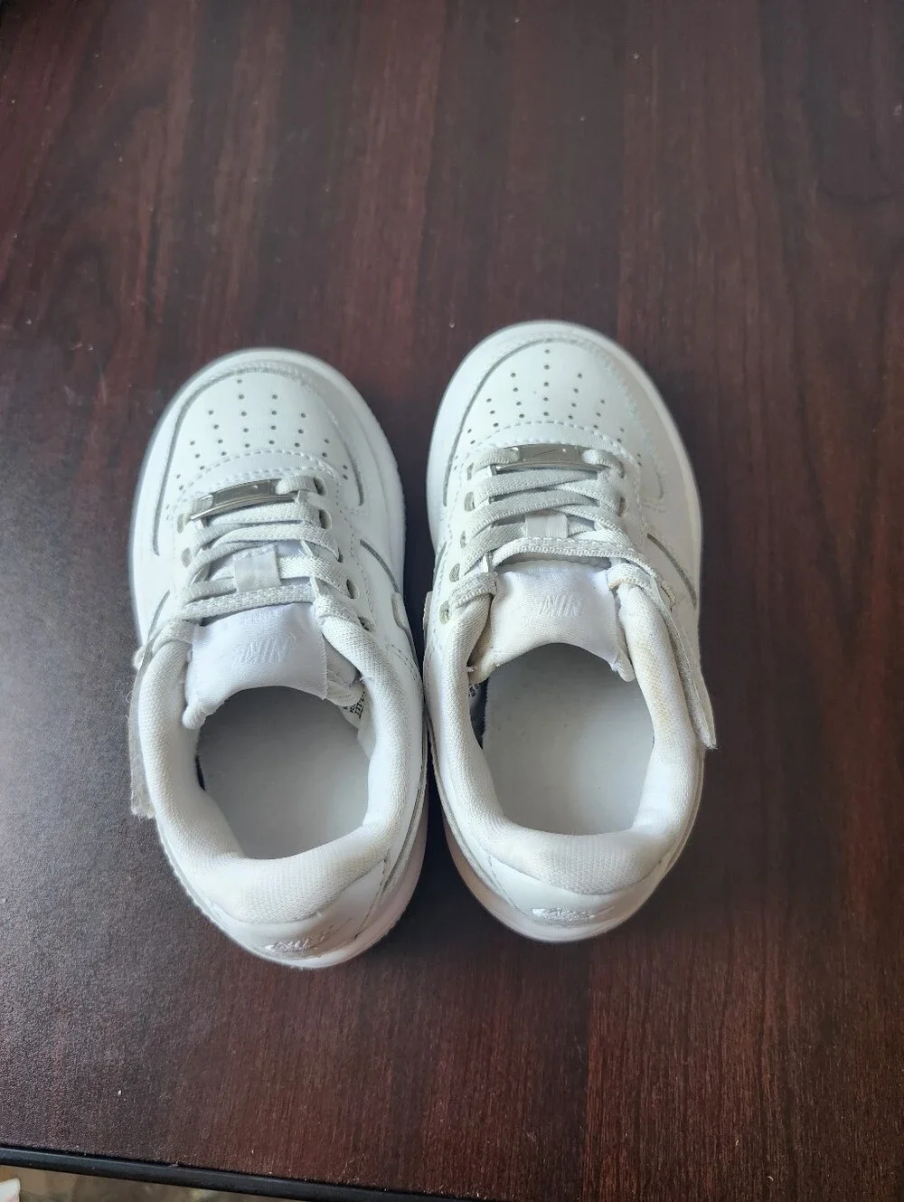 Nike Kids White Low-Top Lace-Up Sneakers